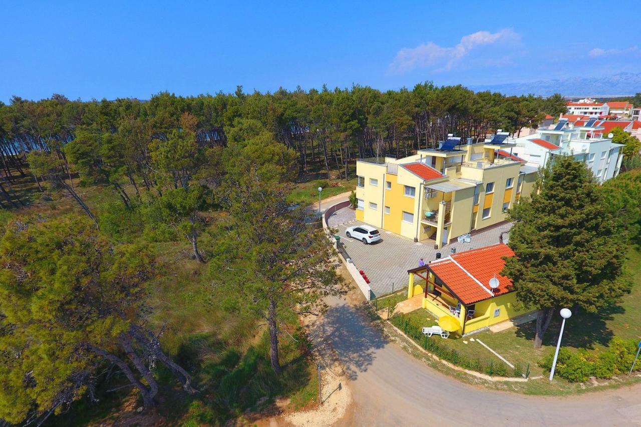 House On The Beach Tin Privlaka  Buitenkant foto